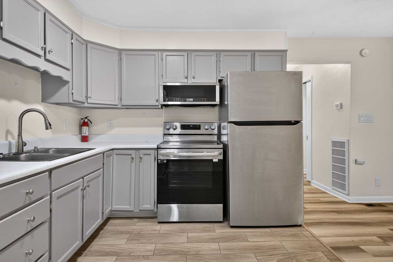 100 Hodges Manor Rd #2 - Photo 5 of 15