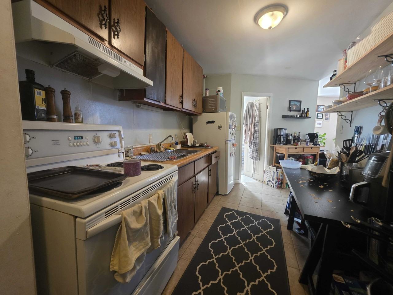 406 Barrie St #406-1 - Photo 4 of 9