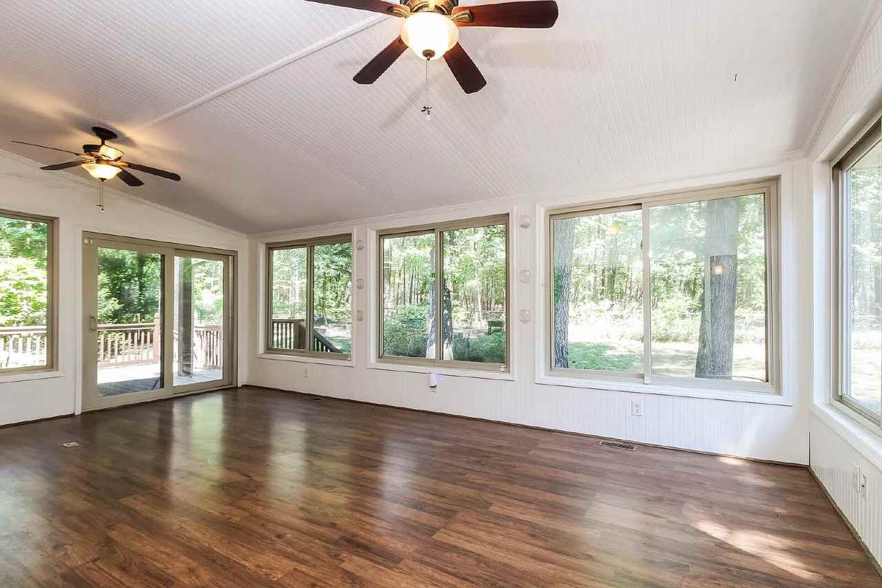 9424 Highgate Rd #1 - Photo 7 of 49