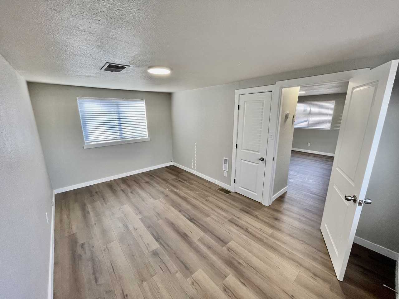 2103 1st St S #2105 - Photo 6 of 8