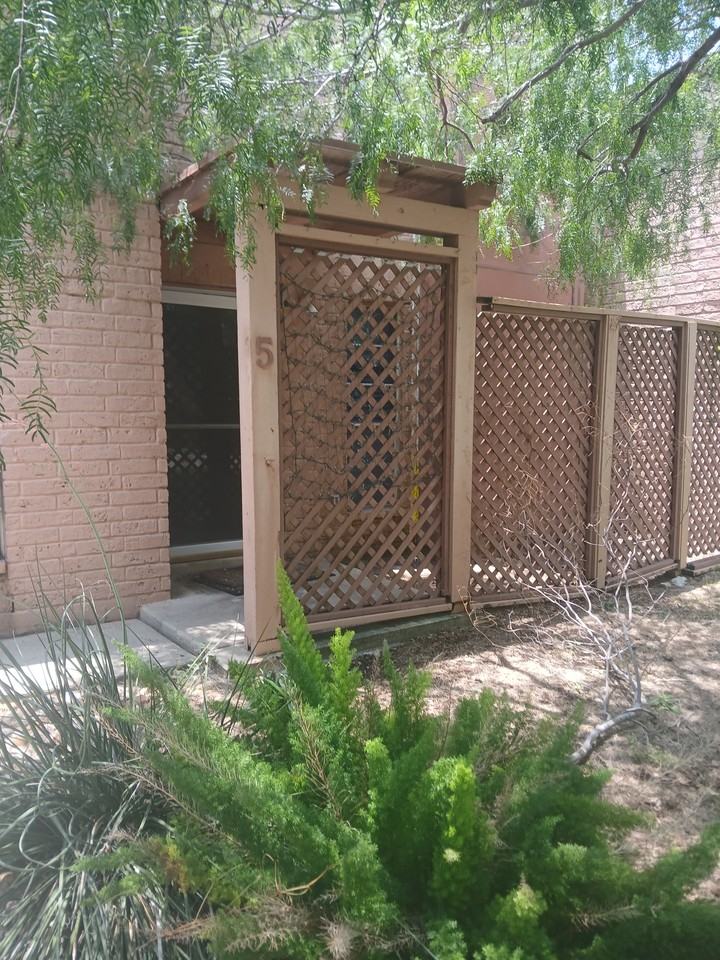 5101 Middlecoff Rd #5 - Photo 2 of 16