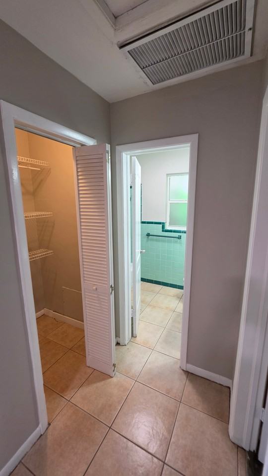 217 Beale St - Photo 6 of 7
