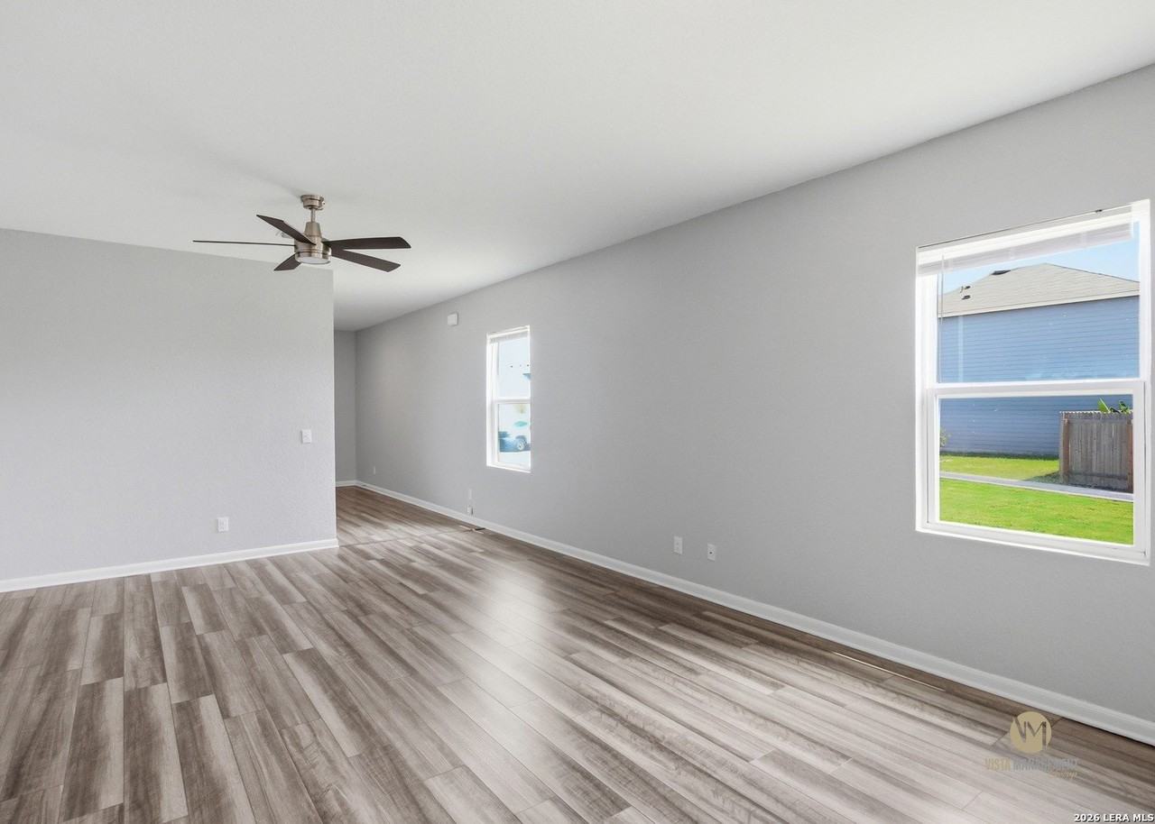 5625 Pearl Mdw - Photo 5 of 22