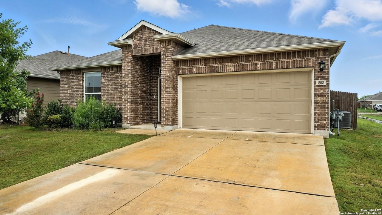 508 Agave Flats Dr - Photo 4 of 43