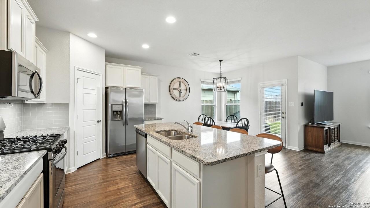 508 Agave Flats Dr - Photo 7 of 43