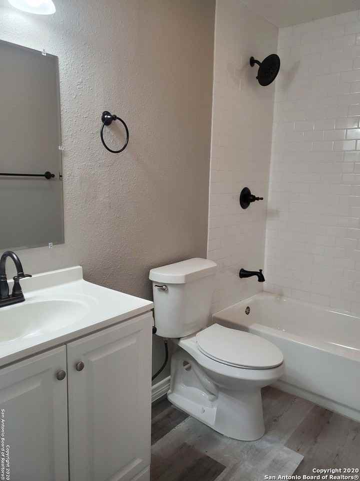 1024 W Woodlawn Ave #7 - Photo 3 of 4