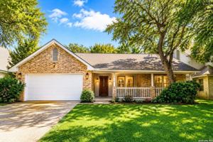 featured image of 14118 Red Maple Wood