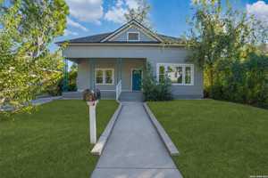featured image of 222 Belmont