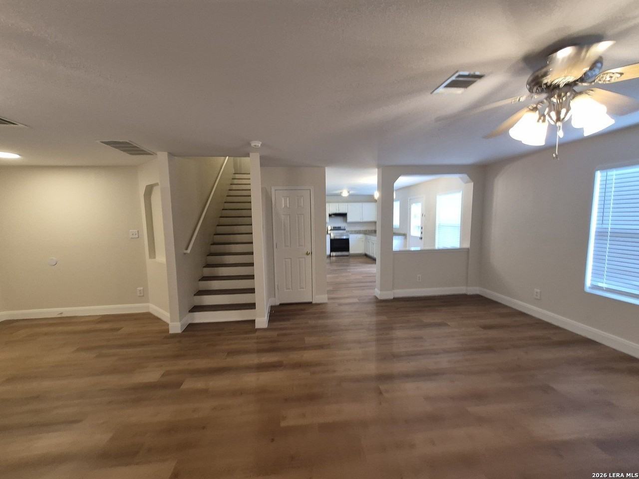 12634 Carriage Blvd - Photo 7 of 39