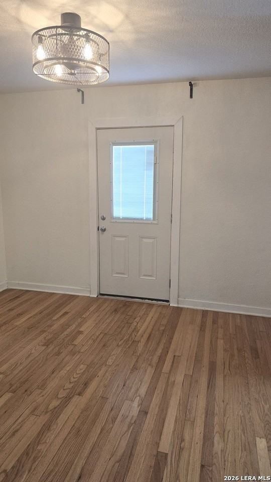 122 Leming Dr - Photo 5 of 12