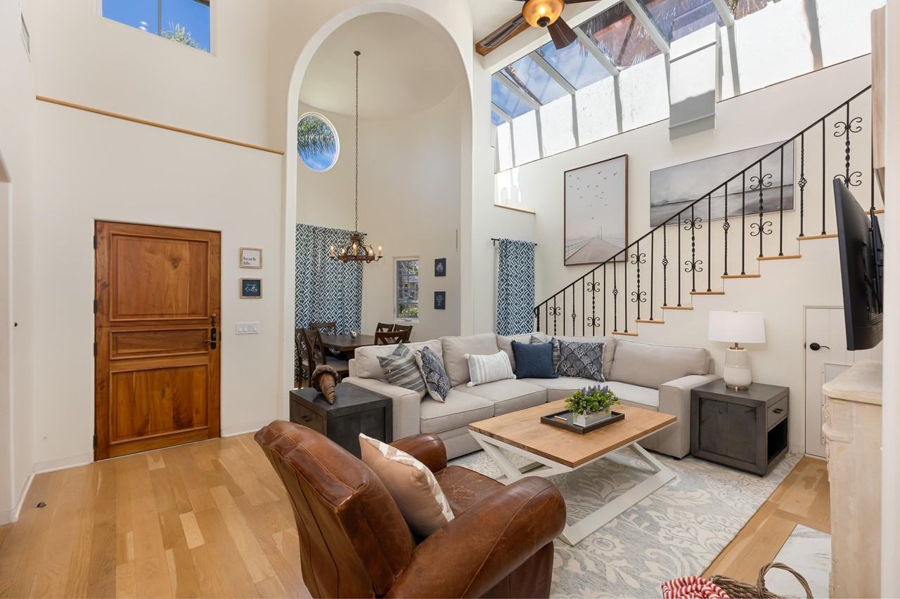 122 Santa Rosa Pl - Photo 2 of 22