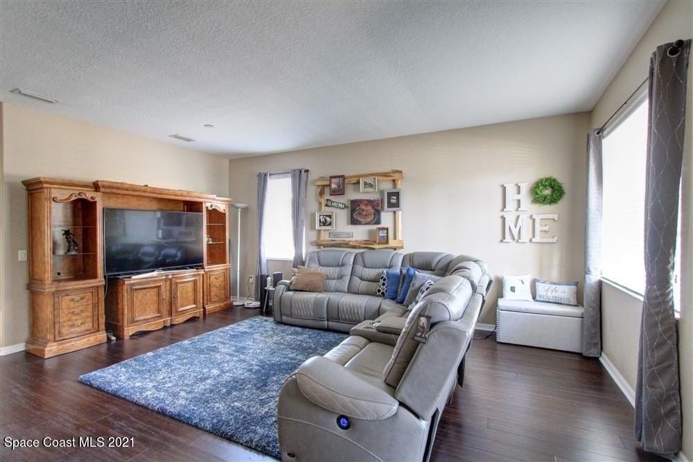 3280 Recco Pl - Photo 3 of 20