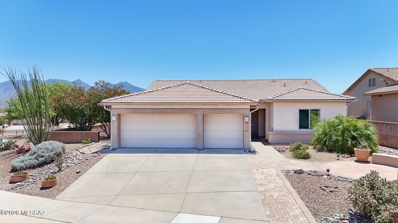4579 S Camino Del Tejon - Photo 4 of 46