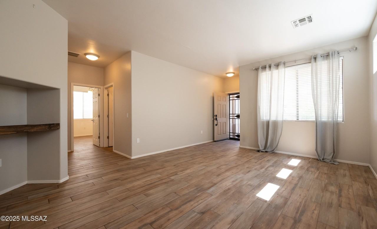 27 W Camino Rancho Quito - Photo 3 of 33