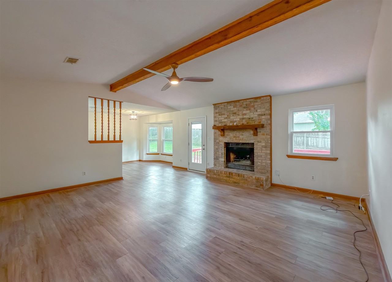 776 Lupine Ln - Photo 5 of 50