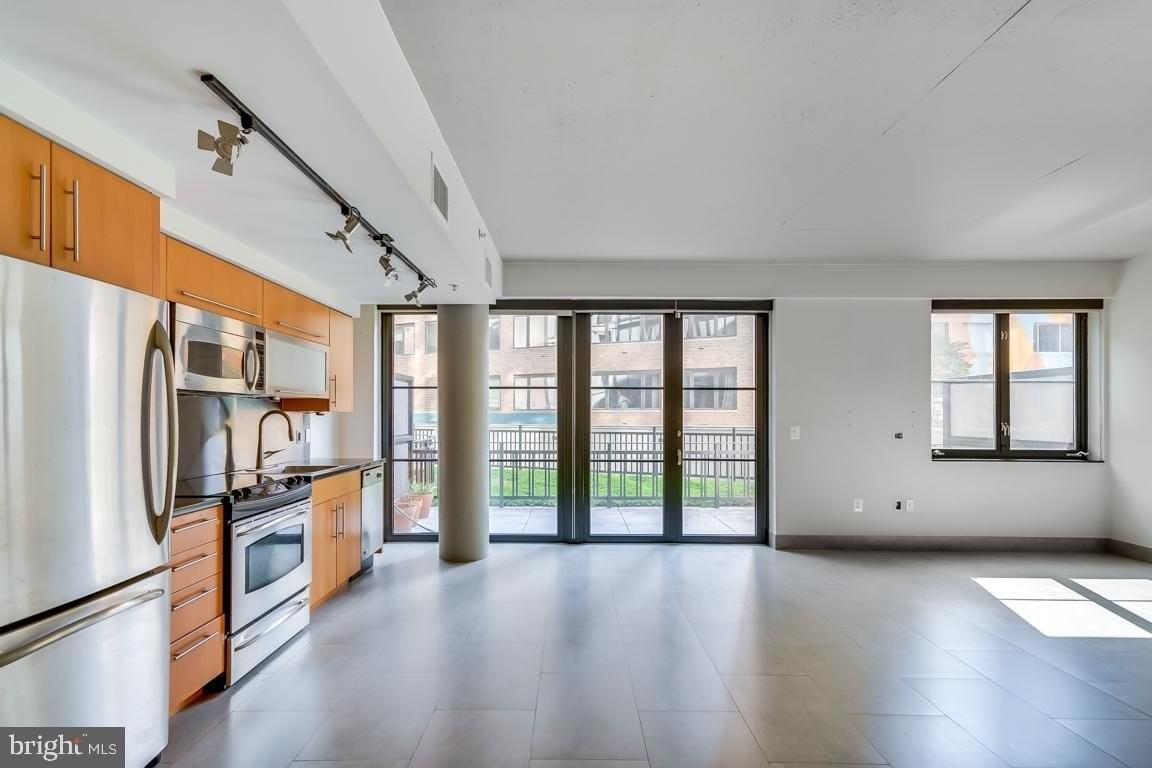 1133 14th St Nw #203 - Photo 4 of 25