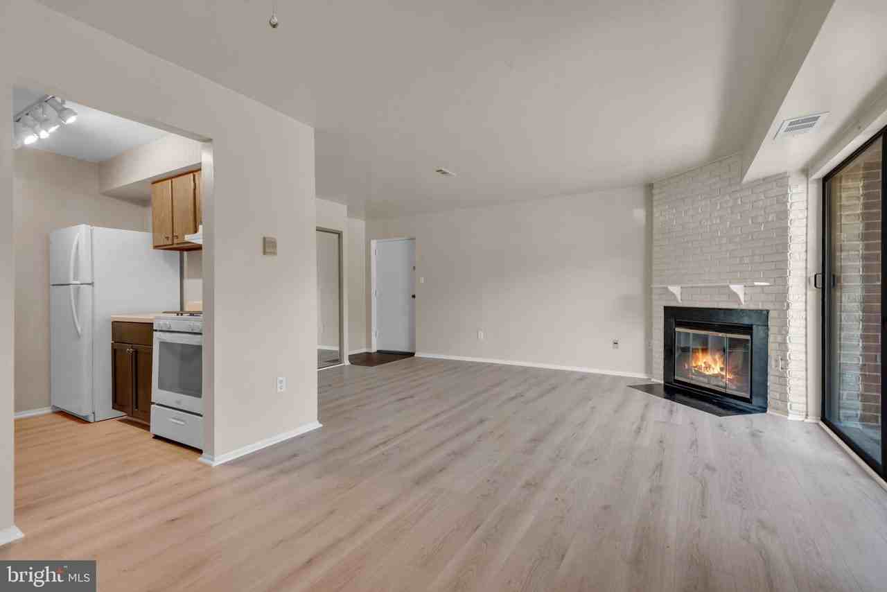 104 Mountain Rd #1A - Photo 5 of 27