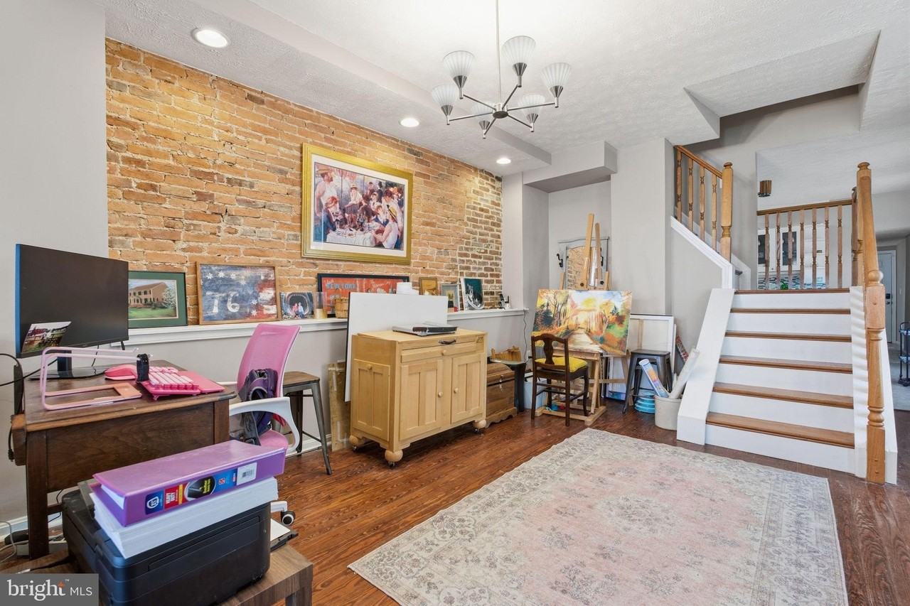 116 W Clement St - Photo 7 of 32
