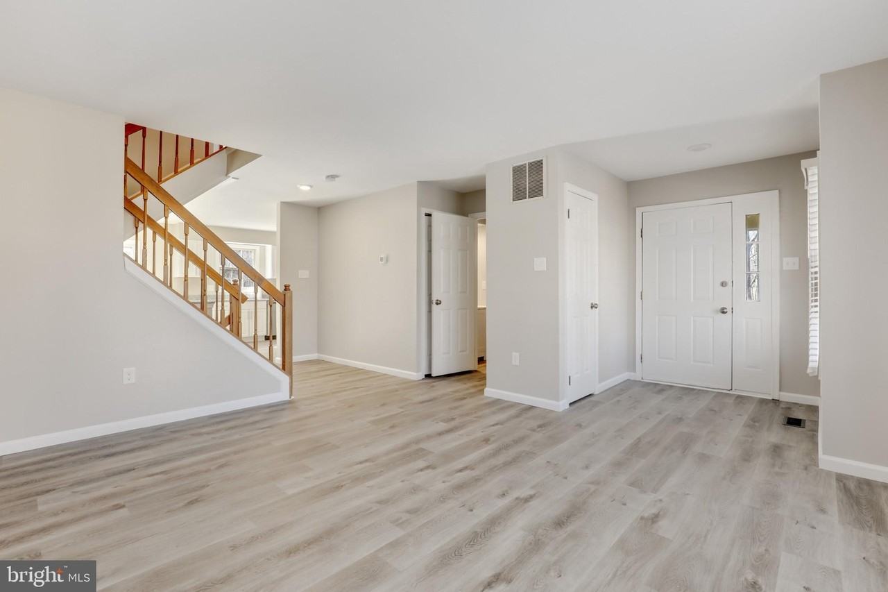 1073 Wingate Ct #G6 - Photo 4 of 39