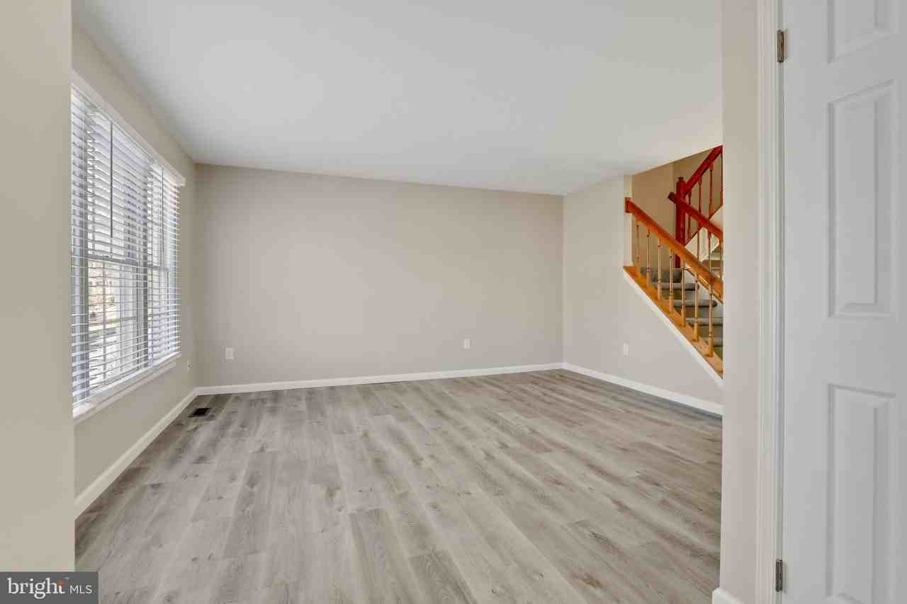 1073 Wingate Ct #G6 - Photo 6 of 39