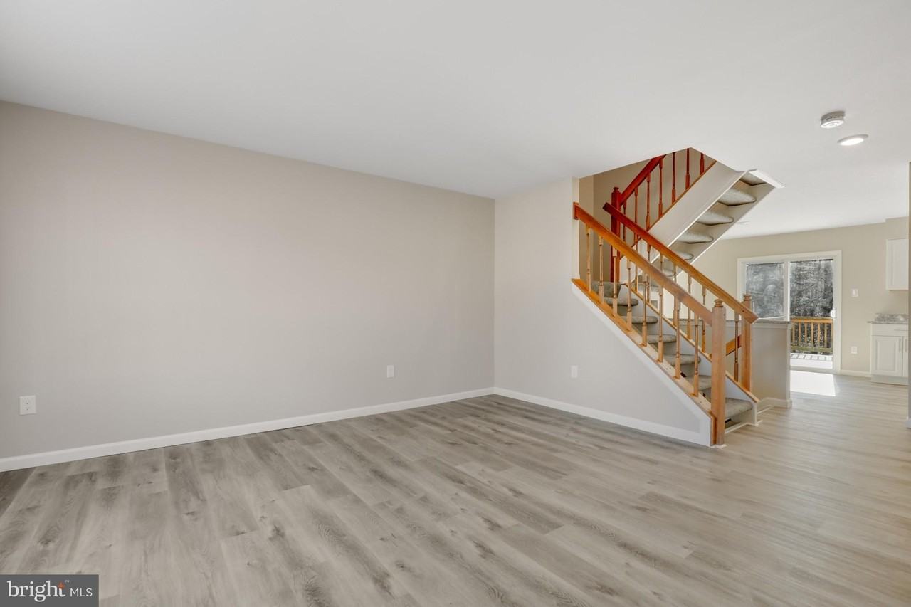 1073 Wingate Ct #G6 - Photo 7 of 39