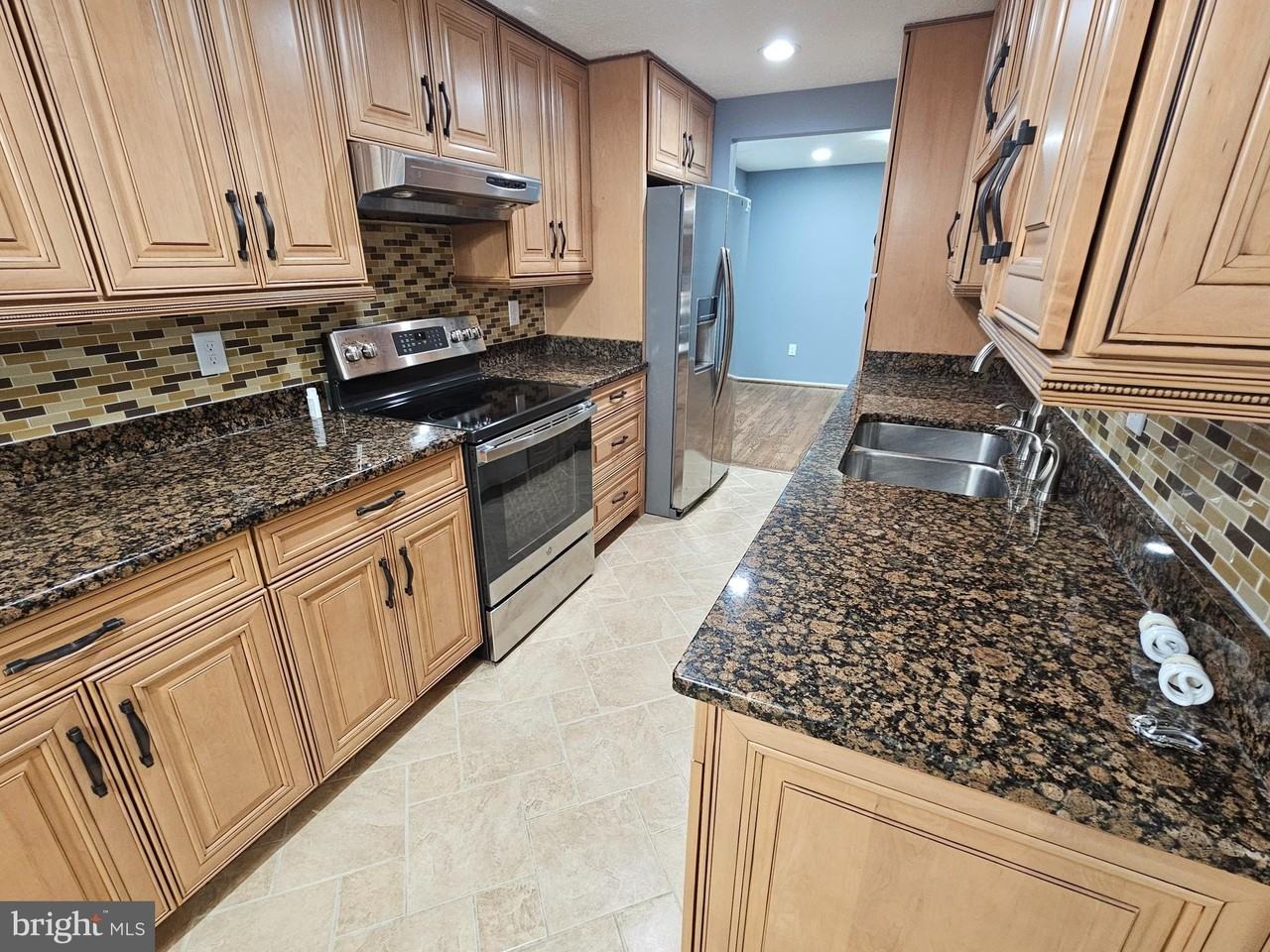8619 Hayshed Ln - Photo 4 of 20