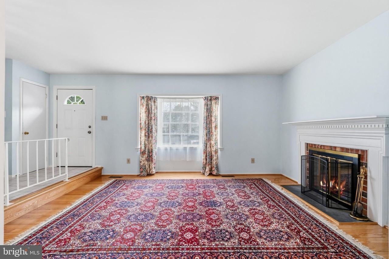 18617 Chickadee Ln - Photo 2 of 28