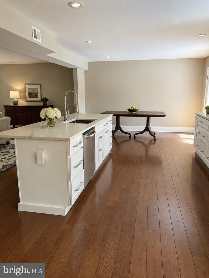 1639 Winding Waye Ln - Photo 4 of 16