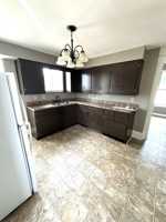 featured image of 546 N Water St #548