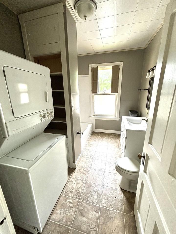 546 N Water St #548 - Photo 3 of 9