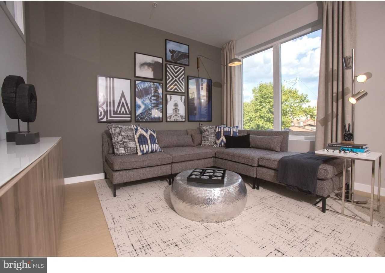 121 N 2nd St #426 - Photo 2 of 18