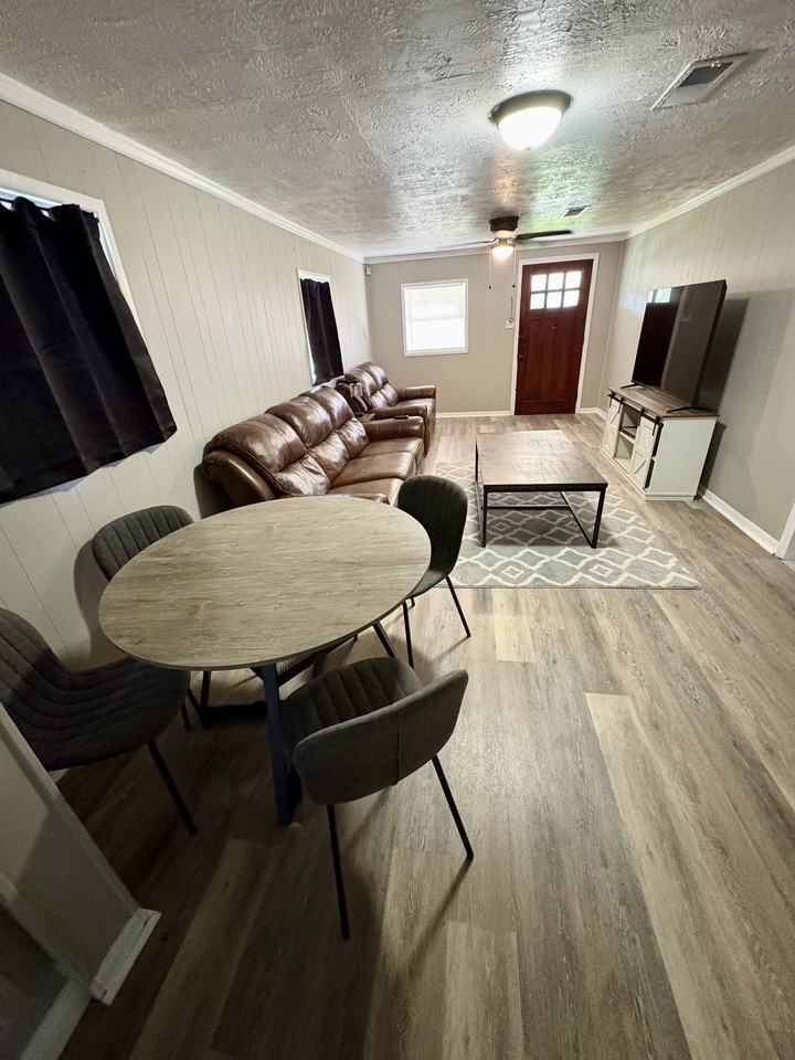1403 Eugene St #1 - Photo 3 of 9