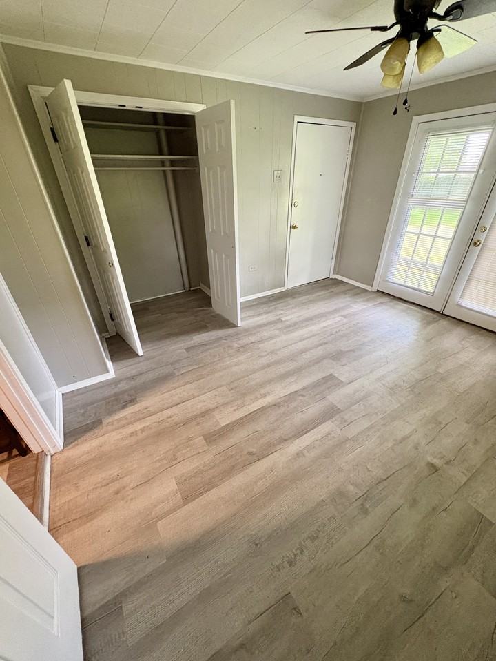 1403 Eugene St #1 - Photo 5 of 9