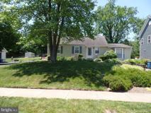 1820 Pimmit Dr - Photo 1 of 1