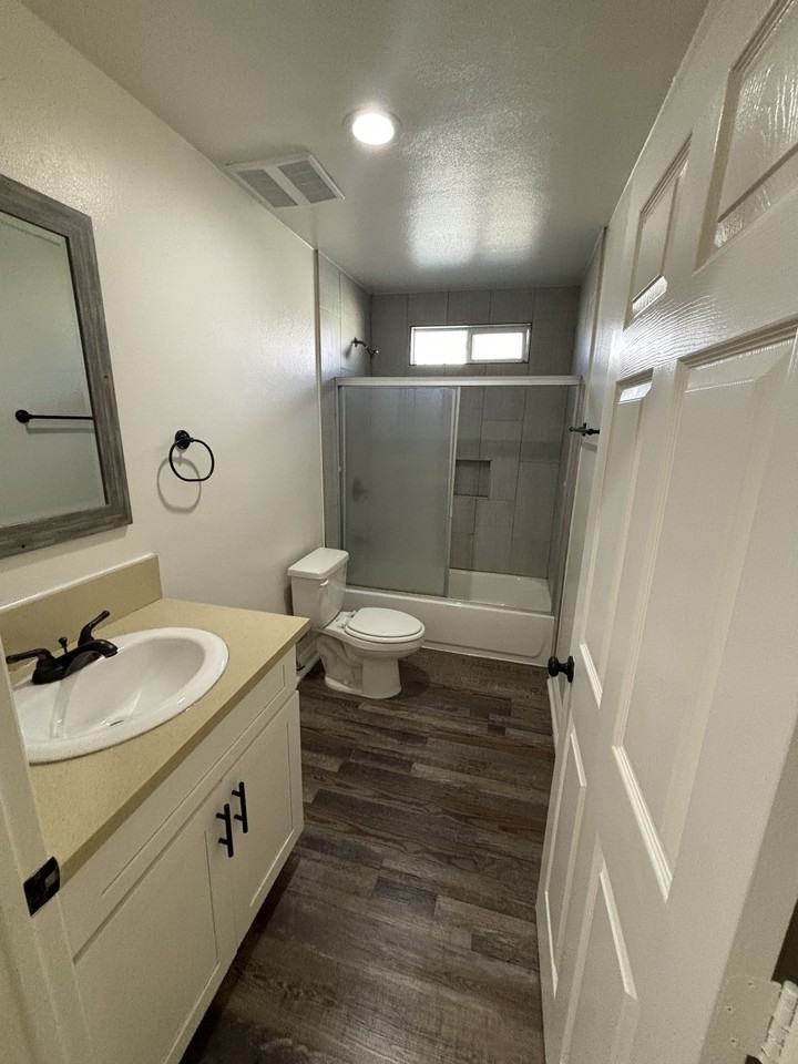 3726 Wall Street - Photo 6 of 14