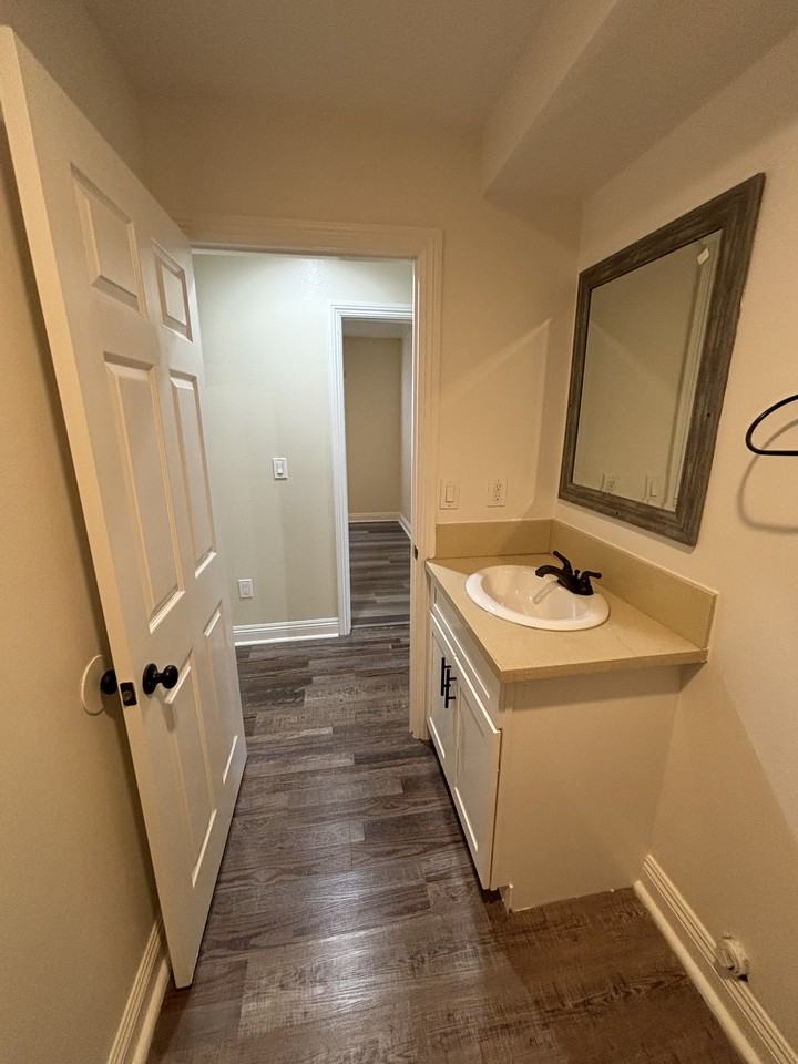 3726 Wall Street - Photo 7 of 14