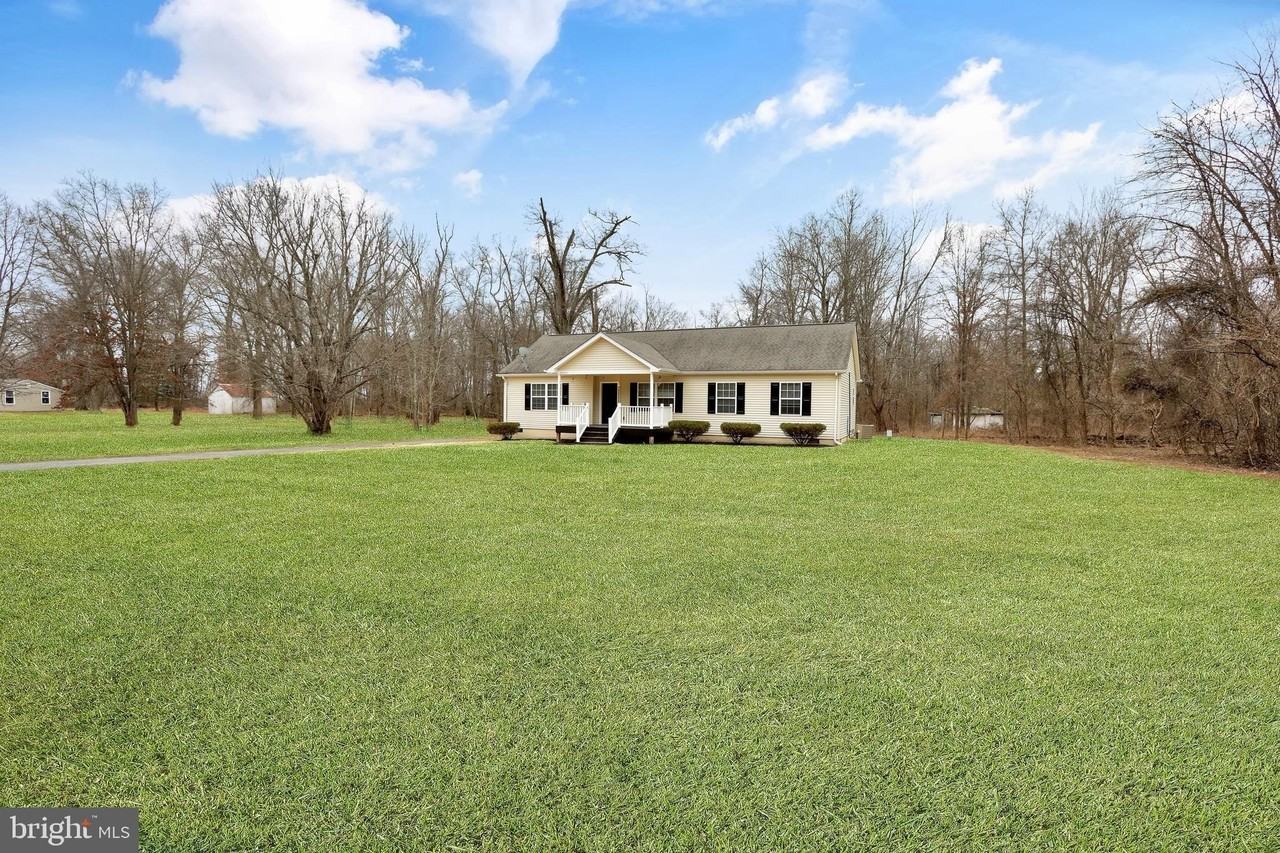 35355 Hamlin School Ln - Photo 2 of 23