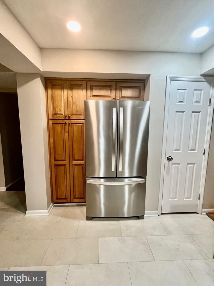 9 Grants Ct - Photo 6 of 34