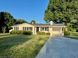 featured image of 3939 Lewiston Rd