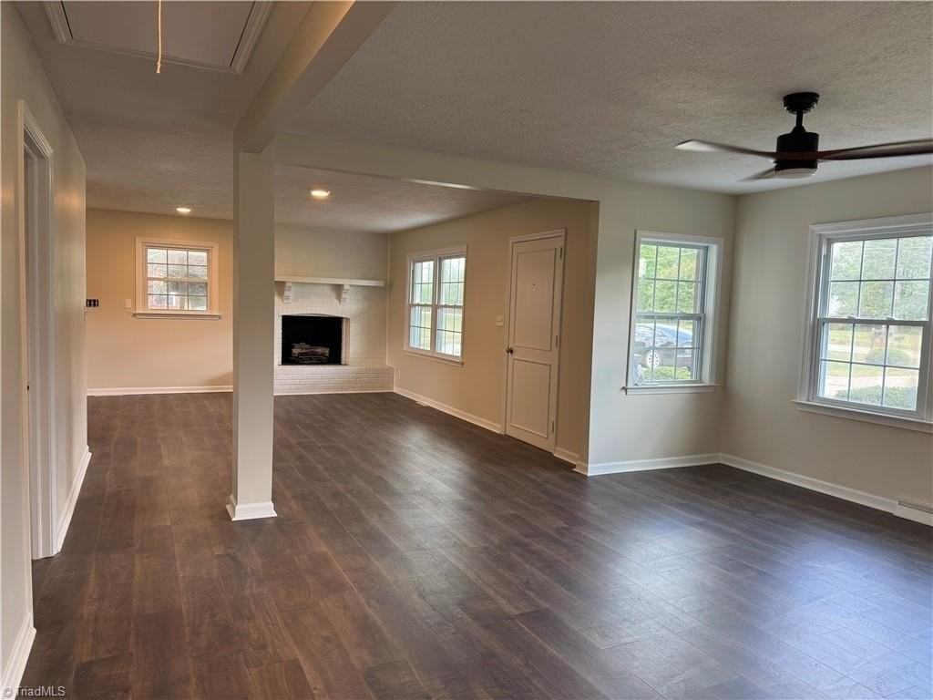 3939 Lewiston Rd - Photo 7 of 17