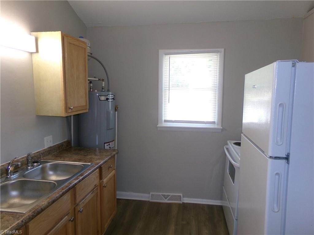 342 Sw Lemly St - Photo 5 of 14