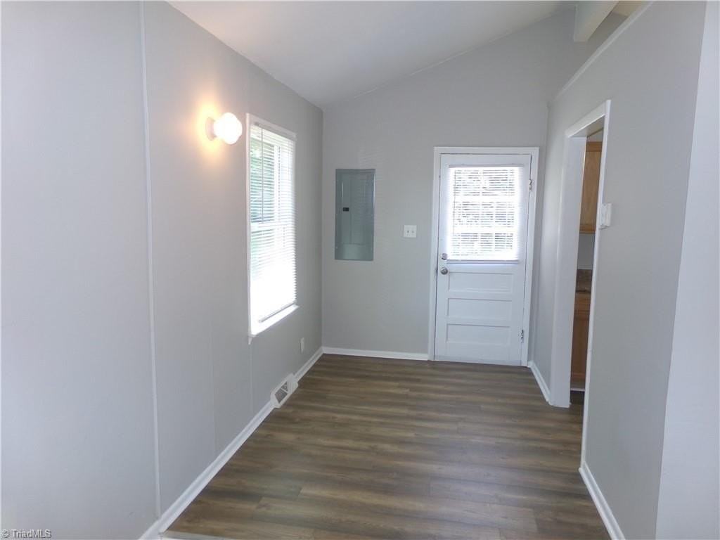 342 Sw Lemly St - Photo 6 of 14