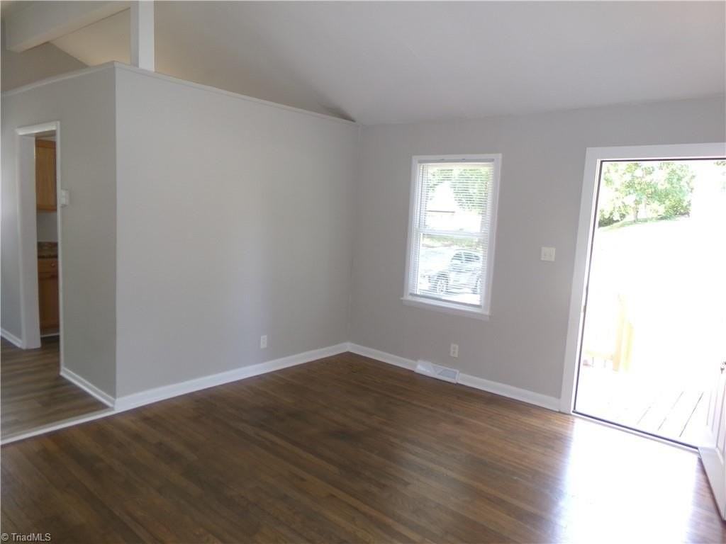 342 Sw Lemly St - Photo 7 of 14