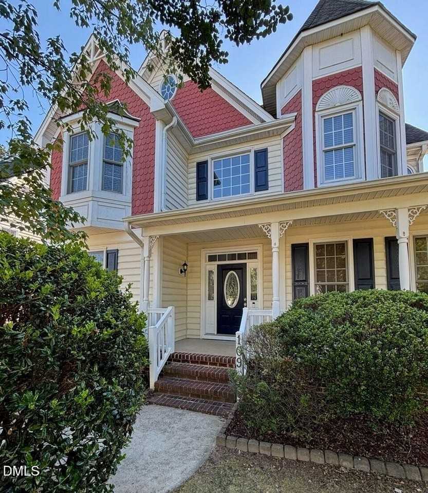 109 Old Savannah Dr - Photo 2 of 29