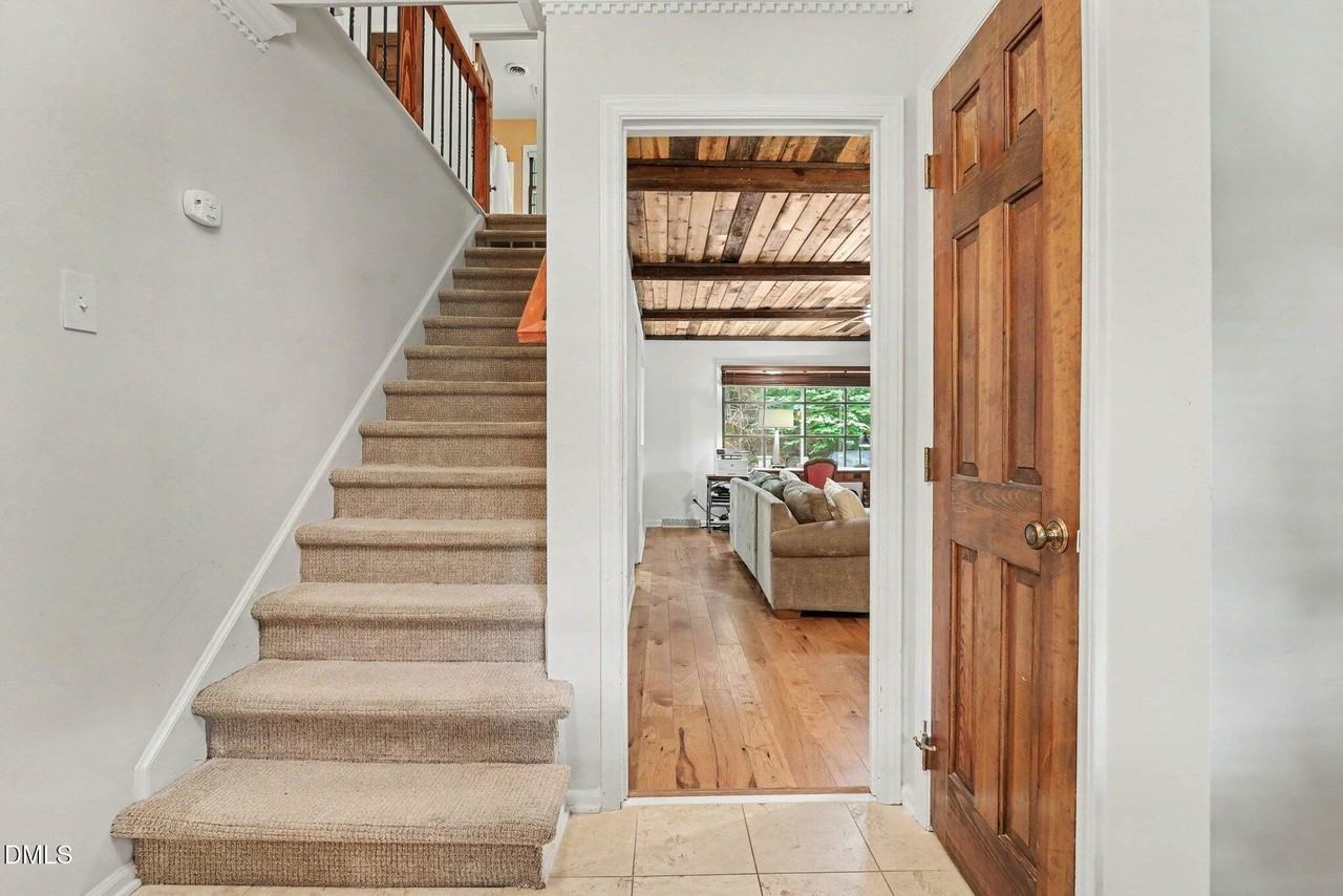 4125 Weaver Dr - Photo 5 of 35
