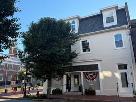 featured image of 701 Charles St Apt B #Apt B