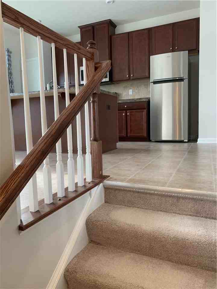 2027 Cade Dr - Photo 4 of 17