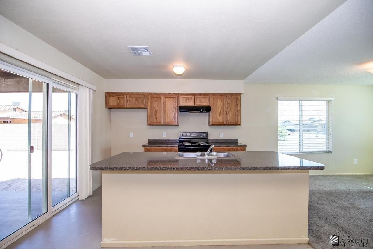 3657 S Benson Ave - Photo 6 of 19