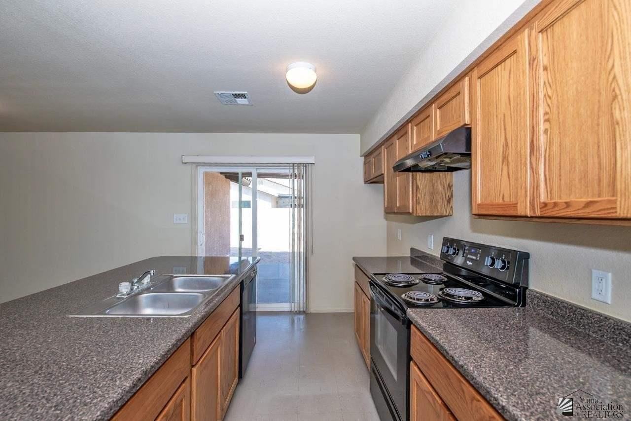 3657 S Benson Ave - Photo 7 of 19