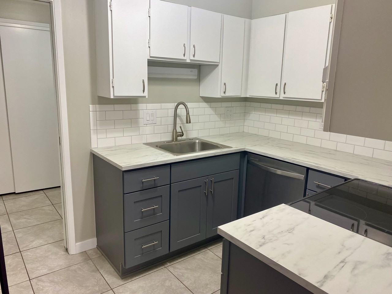 390 Taylor Ave Nw #301 - Photo 5 of 15